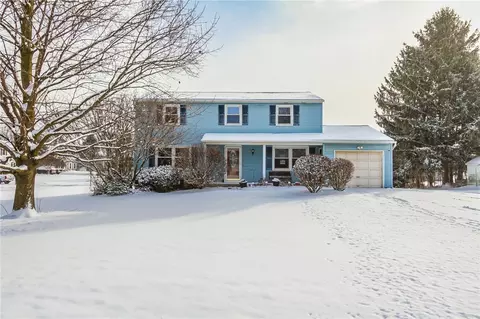 1410 Tudor Way, Farmington, NY 14425