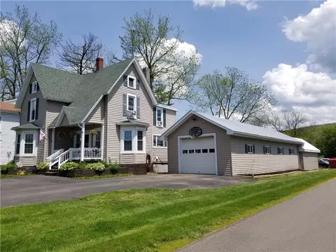 32 Park St, Norwich, NY 13815