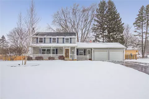 27 Kathrene Ct, Webster, NY 14580