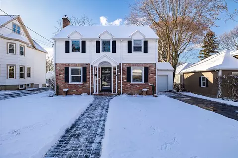 4 Miles Ave, Perinton, NY 14450