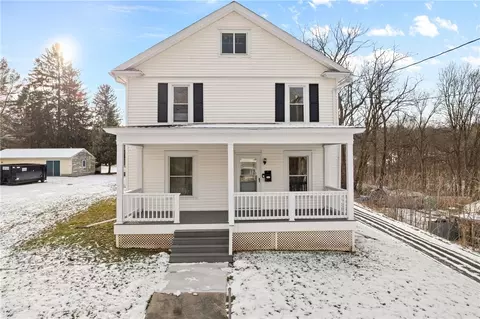 24 Stanley St, Mount Morris, NY 14510