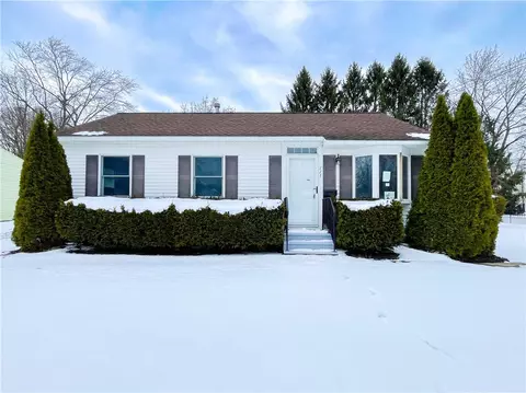 111 North Ave, Arcadia, NY 14513