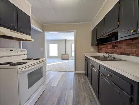 202 E Washington St, Bath, NY 14810 photo 6