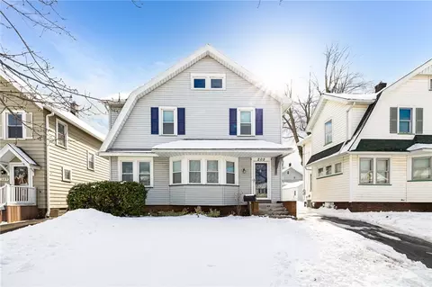 205 Culver Pkwy, Irondequoit, NY 14609