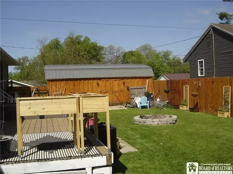 Exterior - 915 Prospect Ave, Olean, NY 14760 photo 8 of 12