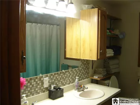 Bath - 915 Prospect Ave, Olean, NY 14760 photo 1 of 2