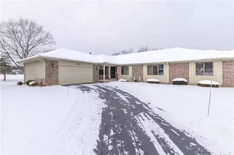 85 Bev Cir, Brockport, NY 14420