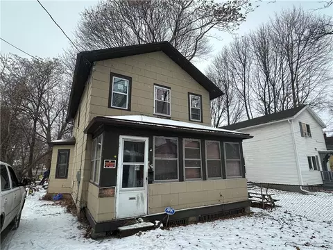 15 Conkey Ave, Rochester, NY 14605