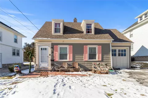 16 Copeland Ave, Geneva, NY 14456