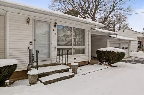 317 Taft Ave, Irondequoit, NY 14609 photo 2