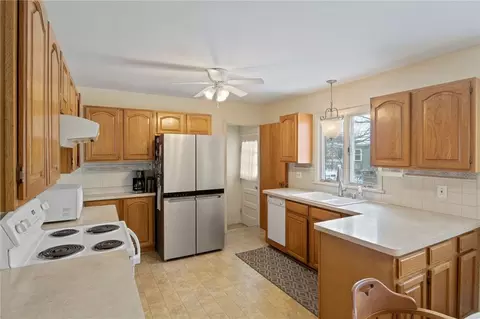 317 Taft Ave, Irondequoit, NY 14609 photo 9