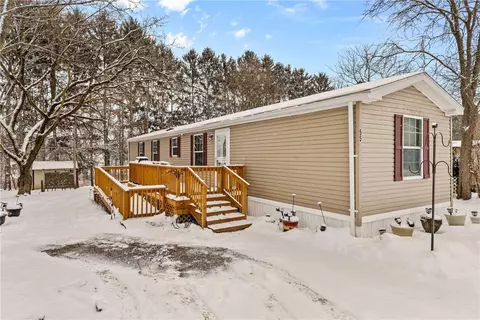 2881 Macedon Center Rd, Palmyra, NY 14522