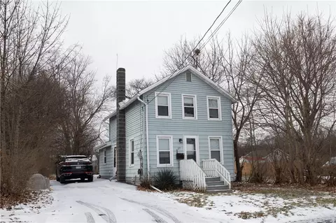 27 Clover St, Geneva, NY 14456