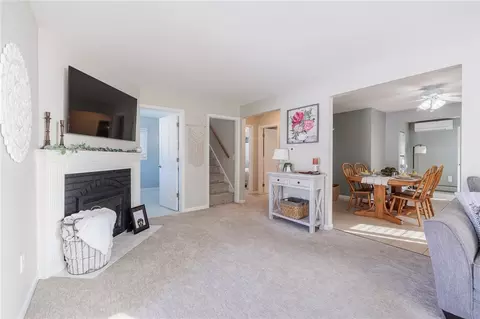 90 Doris Rd, Irondequoit, NY 14622 photo 12