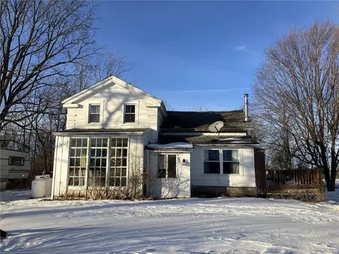 10963 Ryan Rd, Shelby, NY 14103