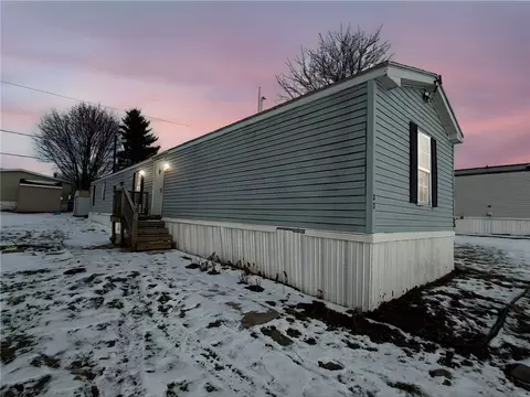 37 Birch Ln, Caledonia, NY 14423