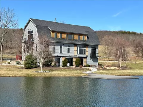 7148 S Gannett Hill Rd, South Bristol, NY 14512