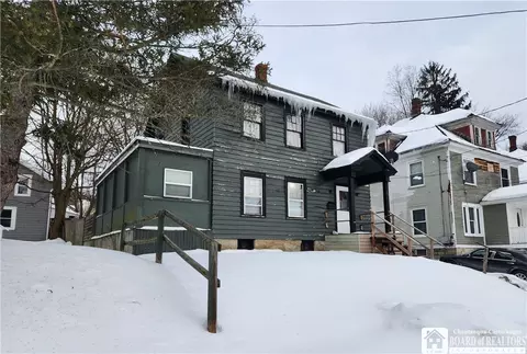 110 Wescott St, Jamestown, NY 14701