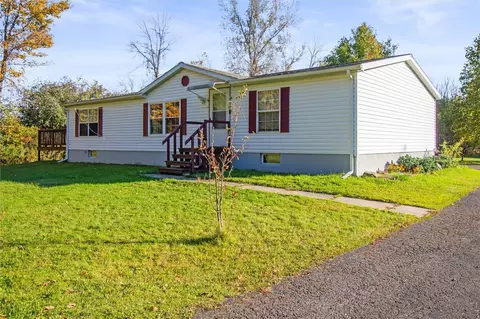 7270 Old Lyons Rd, Lyons, NY 14489 photo 3