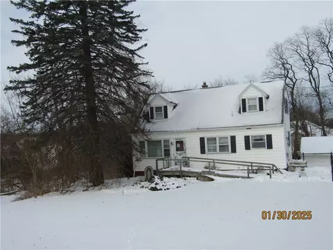 3240 Brockport Spencerport Rd, Ogden, NY 14559