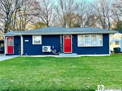 13 Willow Ave, Jamestown, NY 14701