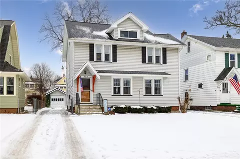 557 Rocket St, Rochester, NY 14609