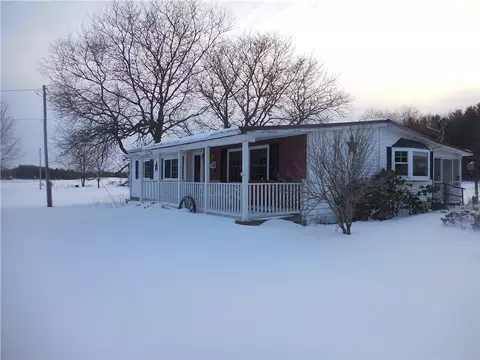 2478 Silver Lake Rd, Perry, NY 14530