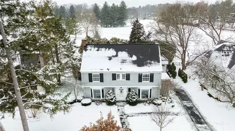39 Brookside Dr, Rochester, NY 14618