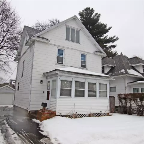 12 Alonzo St, Rochester, NY 14612