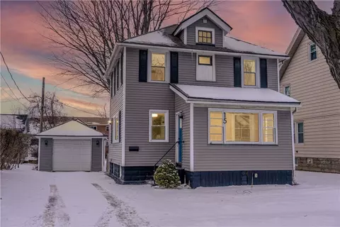 15 Perinton St, Rochester, NY 14615