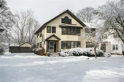 459 N Winton Rd, Rochester, NY 14610