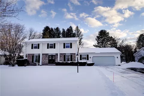 16 Latium Dr, Perinton, NY 14534