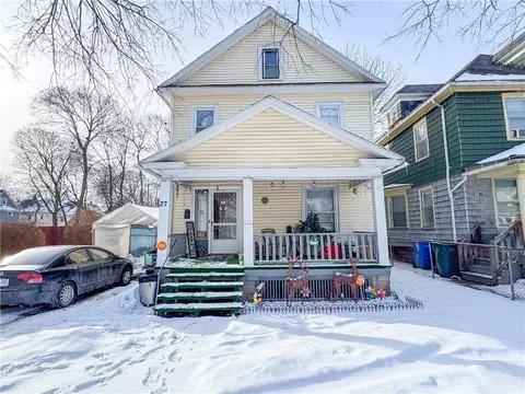 27 Shafer St, Rochester, NY 14609