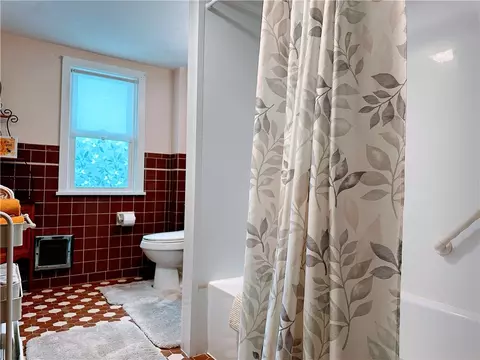 77 E Manitou Rd, Greece, NY 14612 photo 20