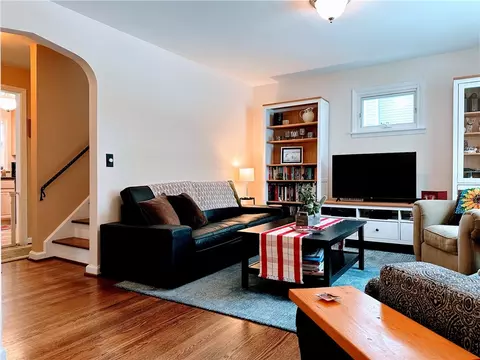77 E Manitou Rd, Greece, NY 14612 photo 8