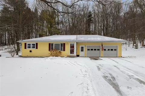 177 County Road 7, Clifton Springs, NY 14432