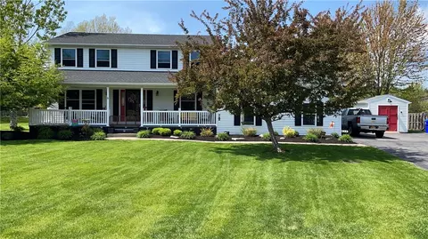 8068 Red Clover Ave, Buffalo, NY 14221