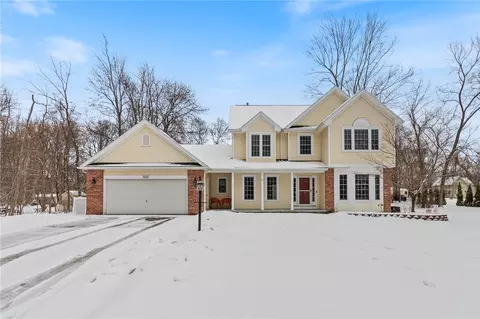 950 Lothario Cir, Webster, NY 14580
