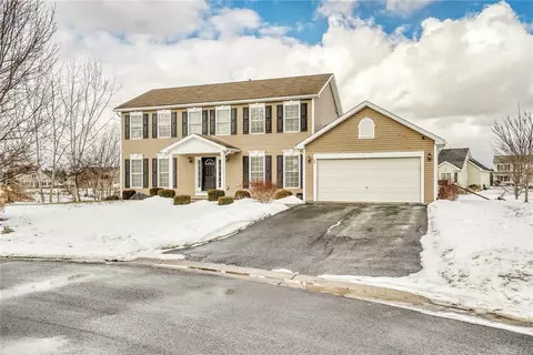 88 W Ham Cir, Chili, NY 14514