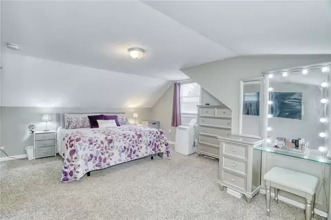 1076 Webster Rd, Webster, NY 14580 photo 32