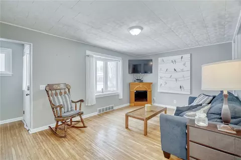 1076 Webster Rd, Webster, NY 14580 photo 25