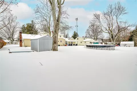 1076 Webster Rd, Webster, NY 14580 photo 5