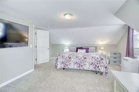 1076 Webster Rd, Webster, NY 14580 photo 33