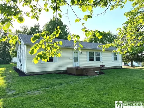 36 Mcdonough St, Dunkirk, NY 14048