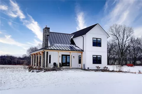 2329 Olmstead Rd, Bloomfield, NY 14469