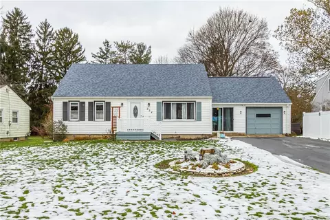 224 Furlong Rd, Rochester, NY 14623