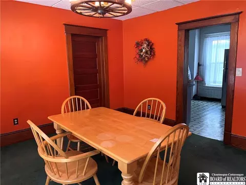 Dining - 318 King St, Olean, NY 14760 photo 3 of 5