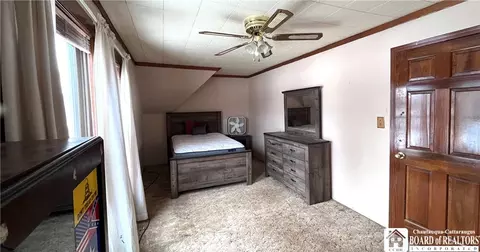 Bedroom - 318 King St, Olean, NY 14760 photo 2 of 7