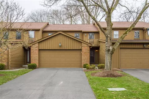 52 Great Wood Cir, Perinton, NY 14450