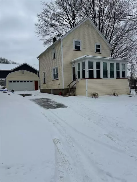 17 Durant Pl, Perinton, NY 14450